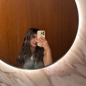 Meet your Posher, Dana